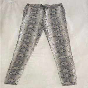 Elizabeth & James Snake Print Silk Jogger Pants- Size Small